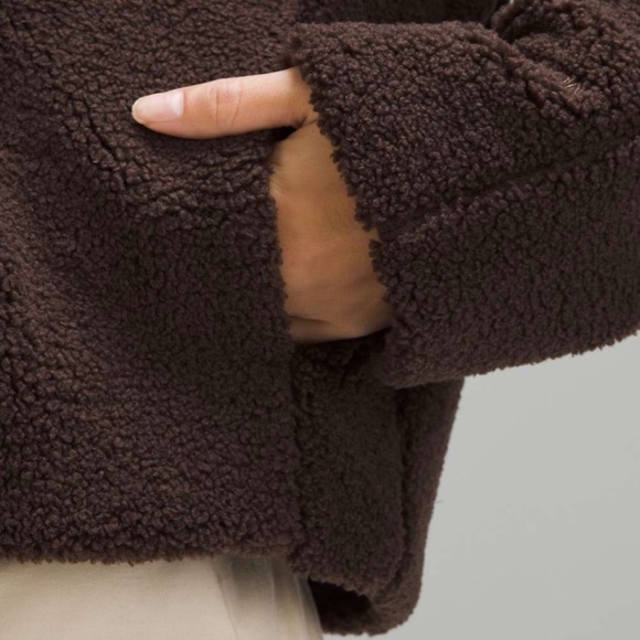 Lululemon Textured Fleece Collared Jacket Winter Teddy Coat Espresso Brown NWT - Picture 4 of 12